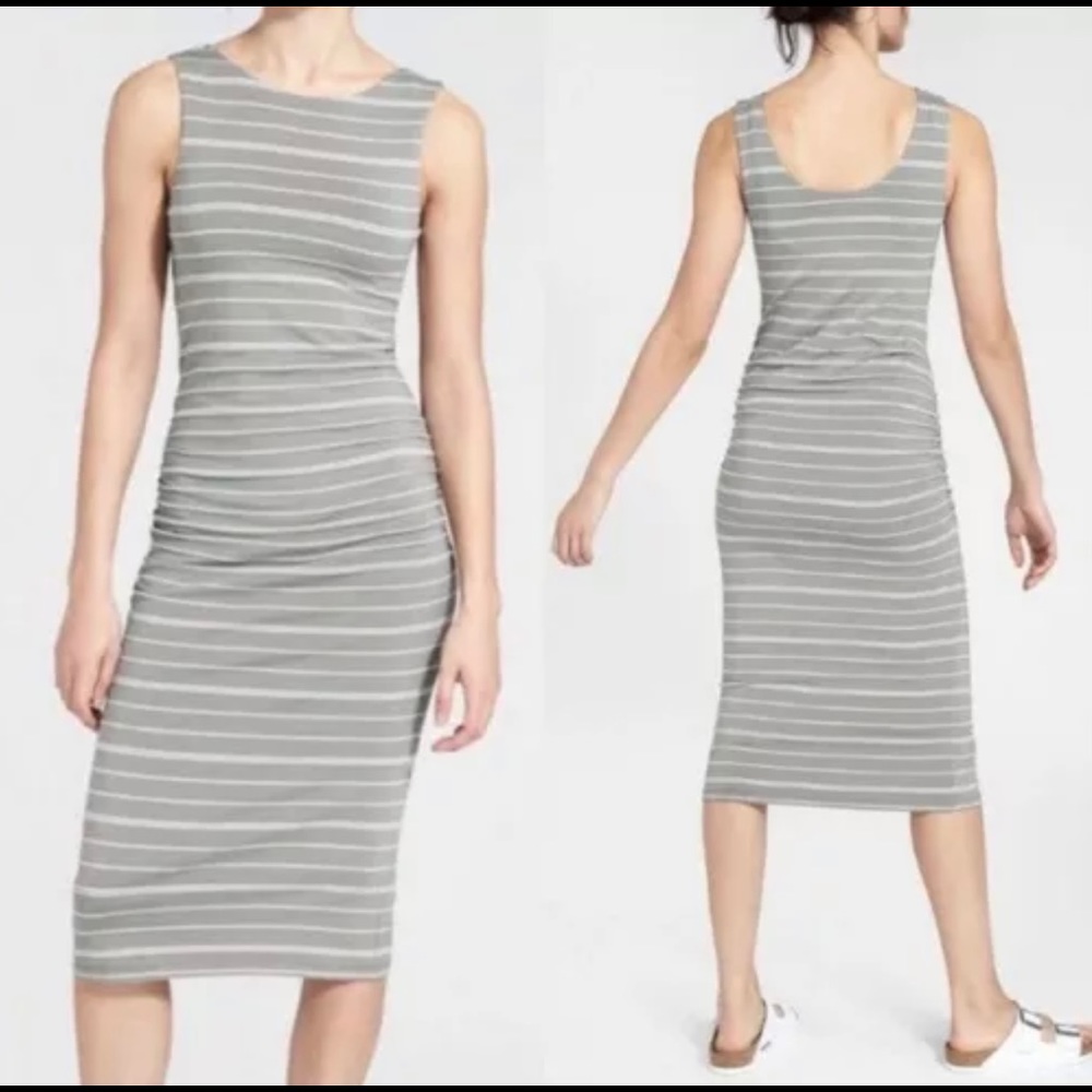 Athleta Comeback midi dress. Can wear 2 ways ✅